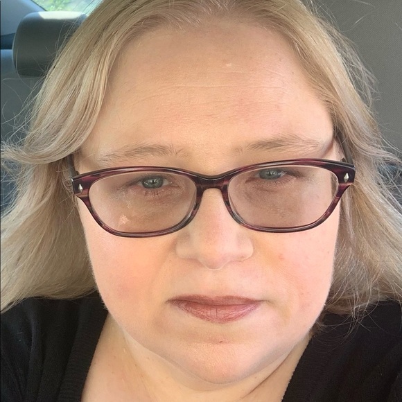 Meet your Posher, Heather - Picture 6 of 7